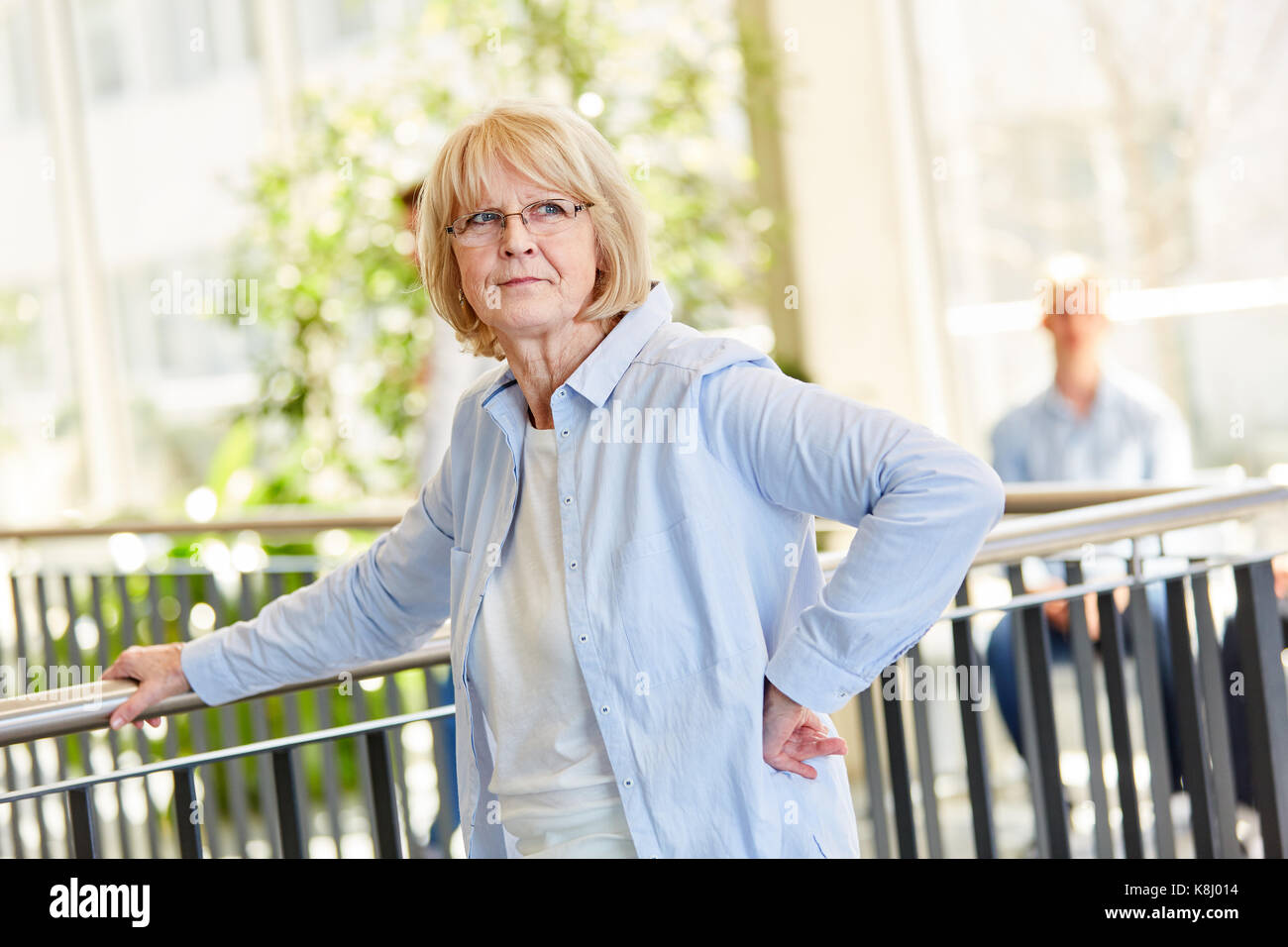 Senior woman en tant qu'enseignant à l'école ou l'université Banque D'Images