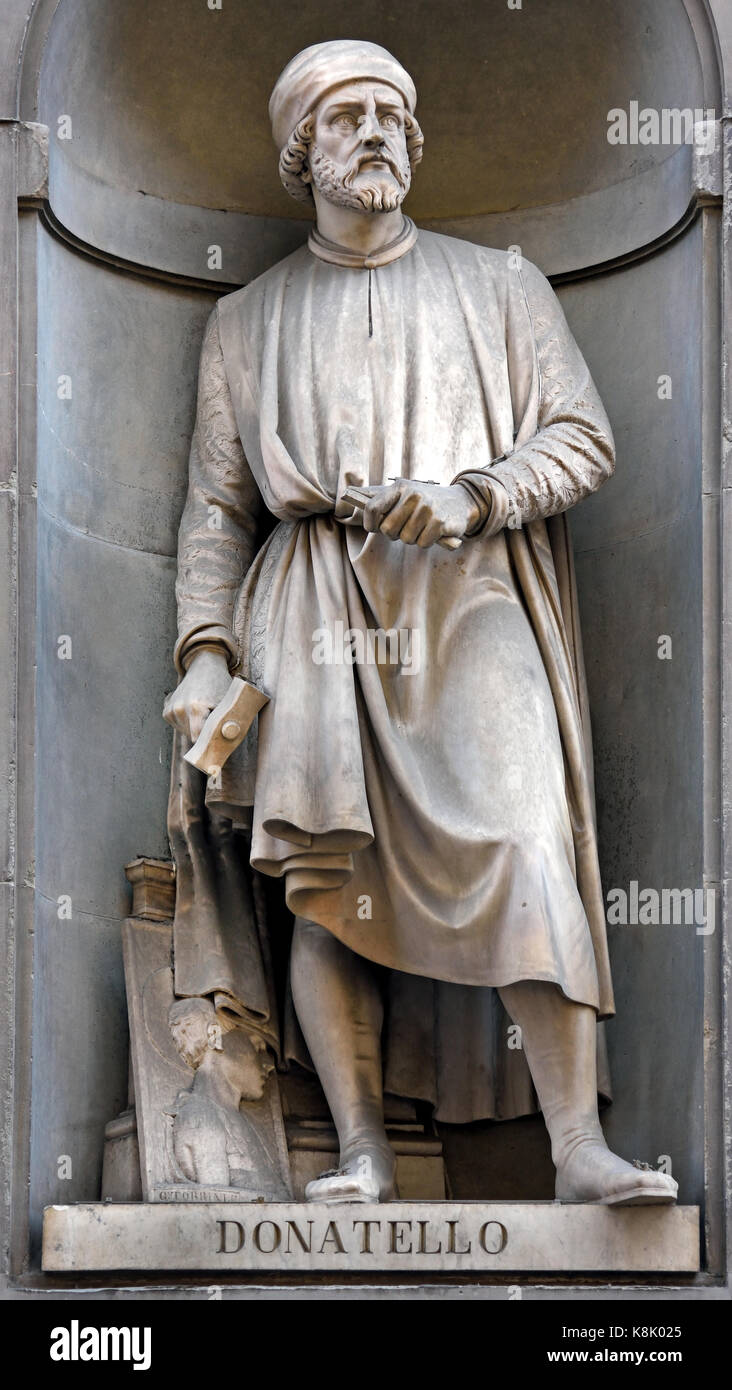 Donatello (Donato di Niccolò di Betto Bardi, 1386 -1466, mieux connu sous le nom de Donatello ) était un sculpteur italien de la Renaissance de Florence. Statue de à la Galerie des Offices à Florence, Toscane Italie. par Girolamo Torrini Banque D'Images