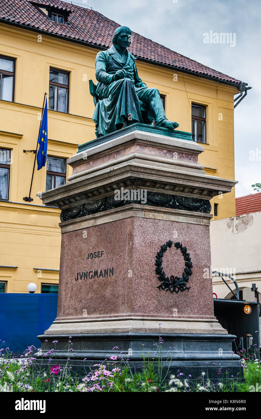 Le Josef Jungmann Monument, Prague Banque D'Images
