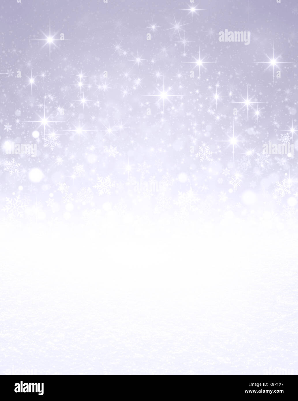 Tomber les flocons de neige, blanc de la neige et la lumière vive sur un fond couleur argent scintillant Banque D'Images