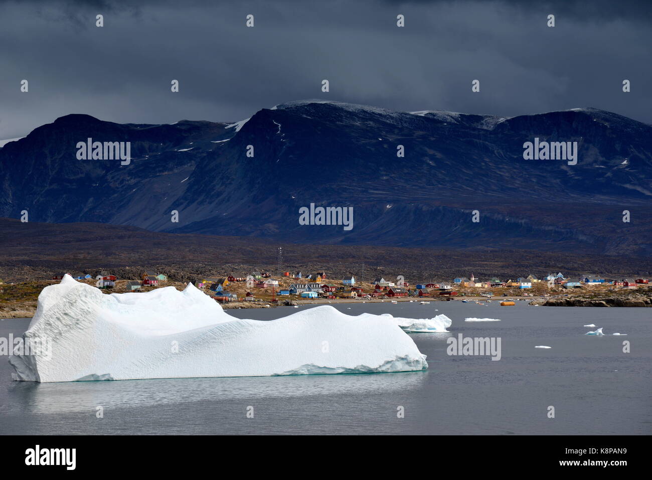 Vue de la colonie de saqqaq sur la péninsule de nuussuaq sur la côte ouest du Groenland. prises 19.08.20178. photo : karlheinz schindler/dpa-zentralbild/zb | conditions dans le monde entier Banque D'Images