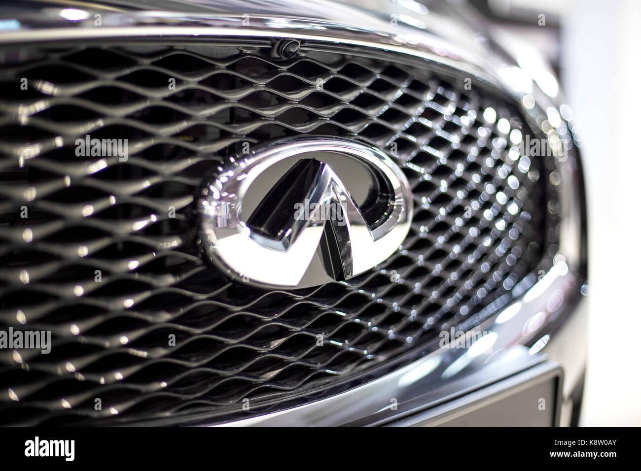 Détail de la voiture Infiniti. Nissan est la division de véhicules de luxe de constructeur automobile japonais Nissan a fondé Banque D'Images Détail de la voiture Infiniti. Nissan est la division de véhicules de luxe de constructeur automobile japonais Nissan a fondé Banque D'Images