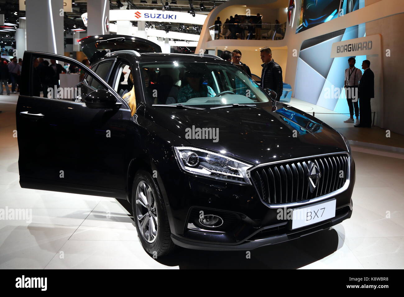 Les constructeurs du monde entier présentent leurs nouveaux modèles et concept-cars à l'occasion du salon de l'automobile voiture d'IAA de Francfort, Allemagne Banque D'Images