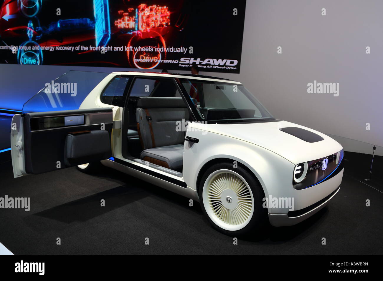 Les constructeurs du monde entier présentent leurs nouveaux modèles et concept-cars à l'occasion du salon de l'automobile voiture d'IAA de Francfort, Allemagne Banque D'Images