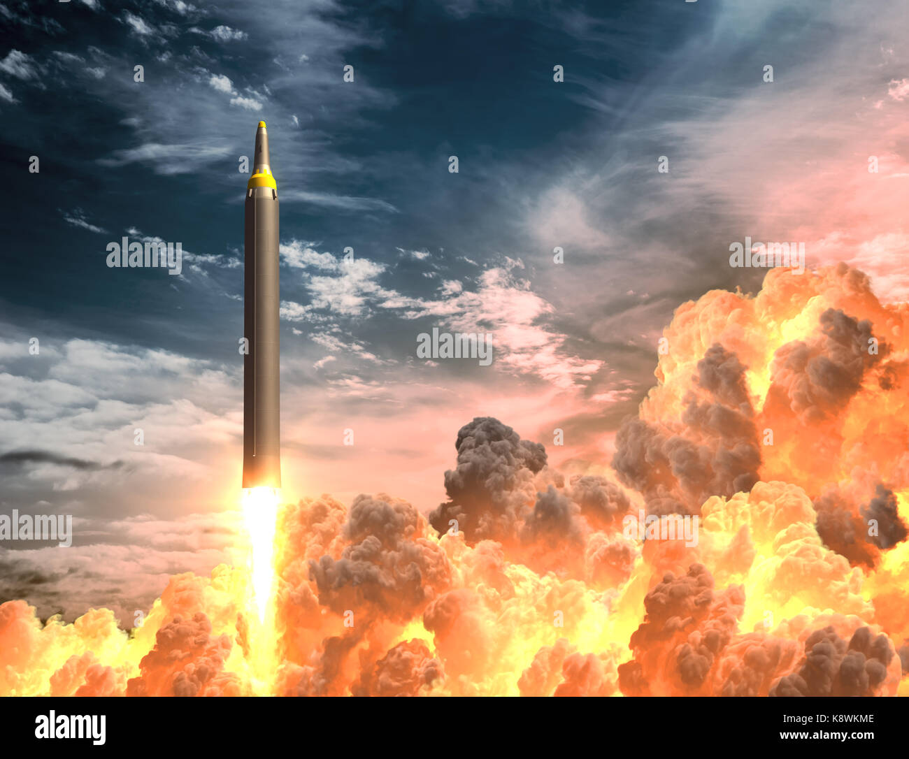 Korean rocket décolle dans les nuages de feu Banque D'Images