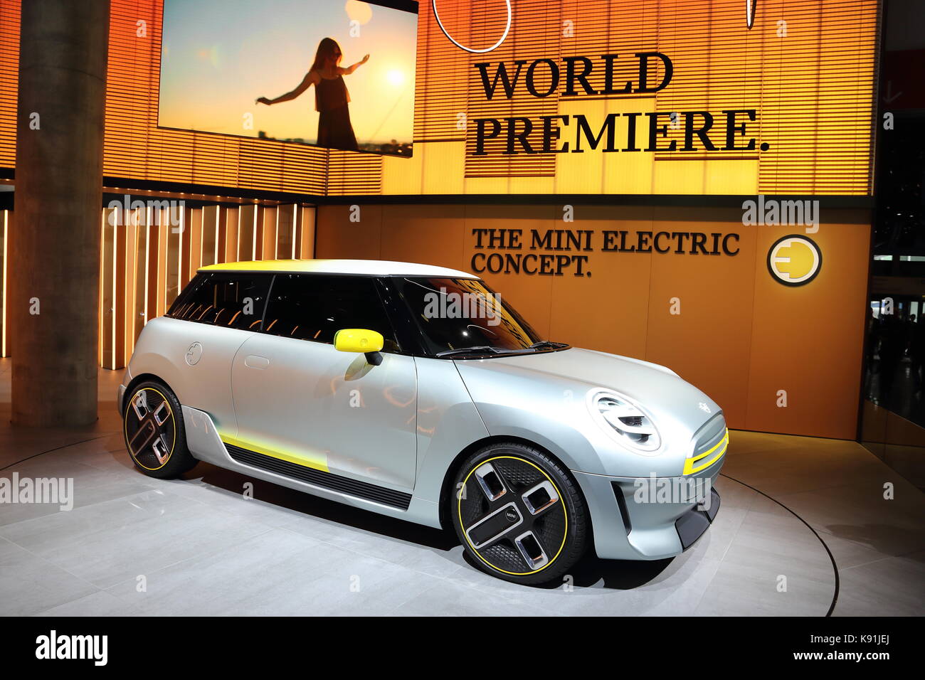 Les constructeurs du monde entier présentent leurs nouveaux modèles et concept-cars à l'occasion du salon de l'automobile voiture d'IAA de Francfort, Allemagne Banque D'Images