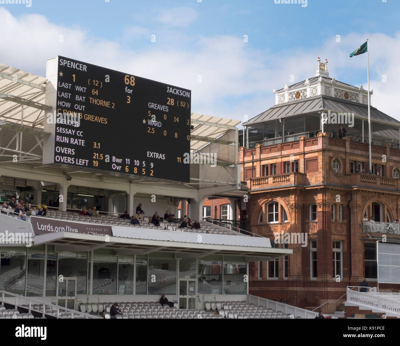 L'emblématique célèbre pavillon à Lords Cricket Ground, St John's Wood, Londres, Angleterre, Royaume-Uni Banque D'Images