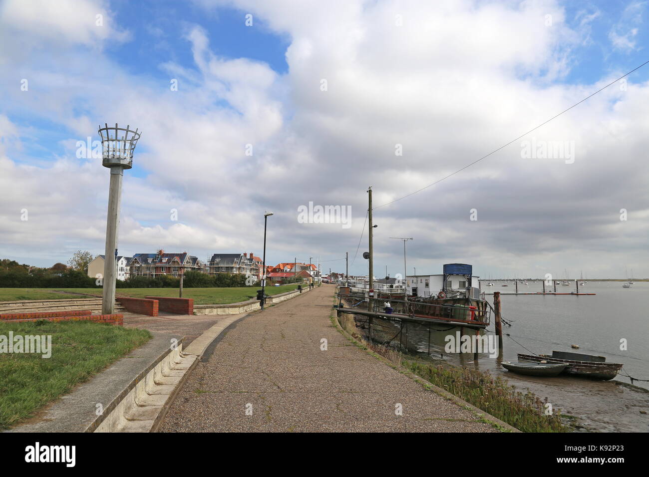 Balise du millénaire, Burnham-on-Crouch, Maldon, Essex, Angleterre, Grande-Bretagne, Royaume-Uni, UK, Europe Banque D'Images