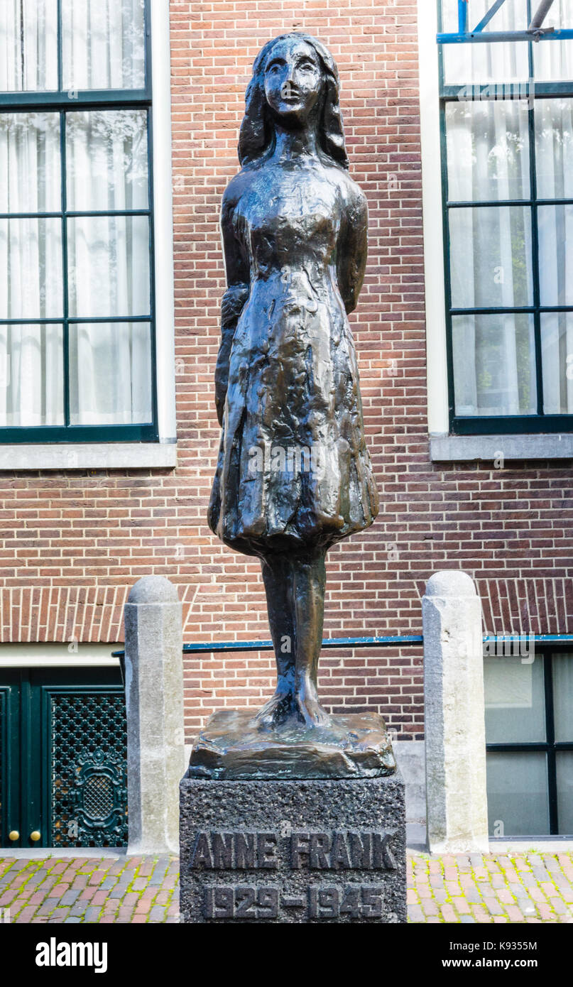 Statue d'Anne Frank, Amsterdam Photo Stock Alamy