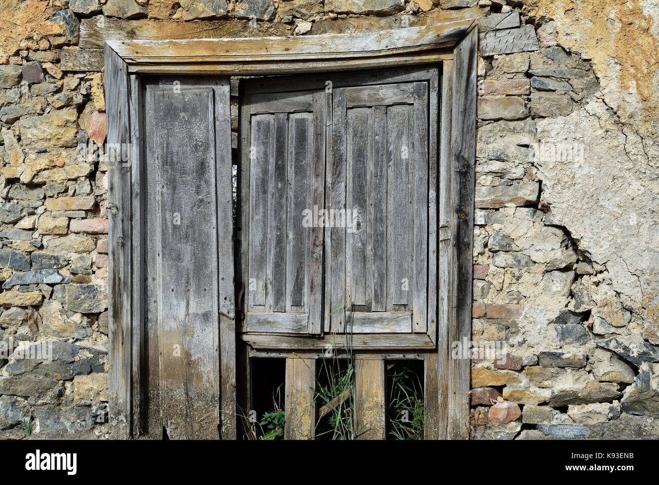 Maison en ruine, cervera de Pisuerga, le nord de l'Espagne Banque D'Images