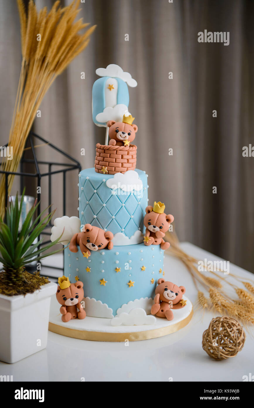 Decoration De Gateau Bebe Ours Heureux Photo Stock Alamy