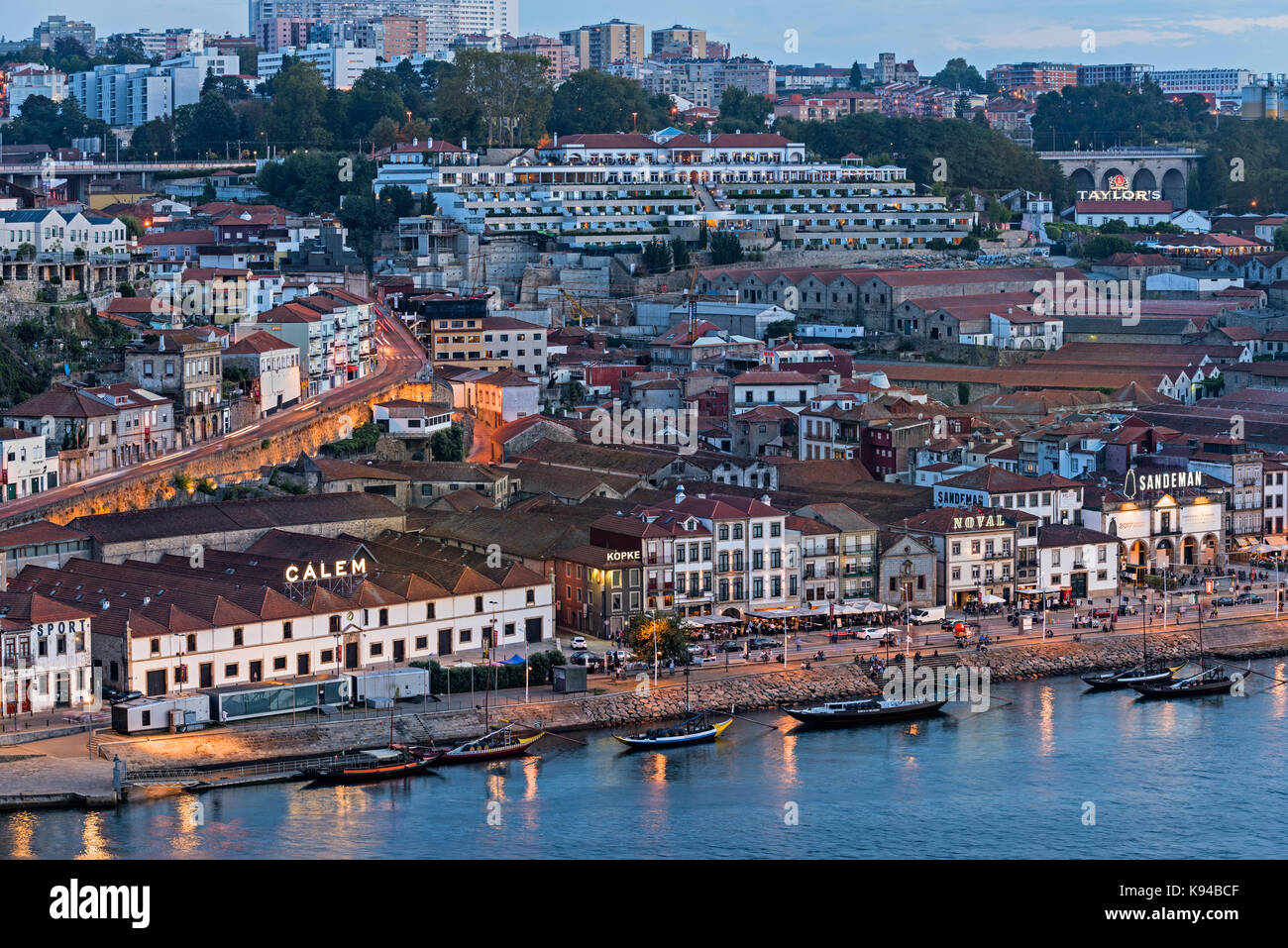 Vue de Vila Nova de Gaia Porto Portugal Banque D'Images