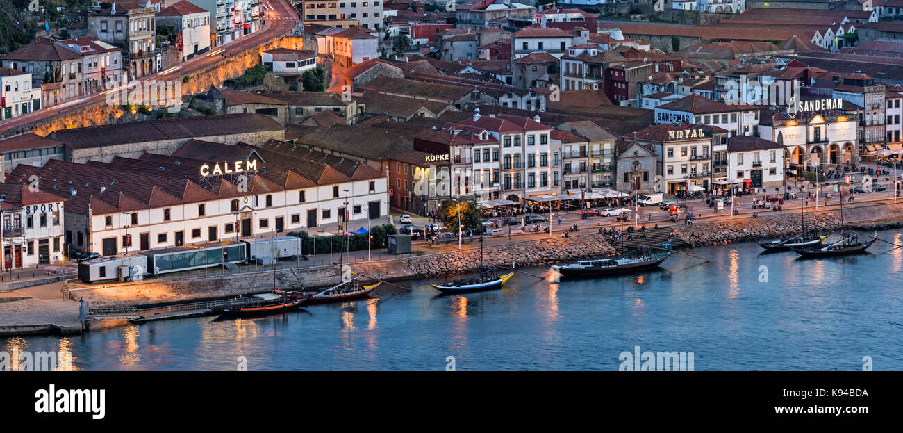 Vue de Vila Nova de Gaia Porto Portugal Banque D'Images