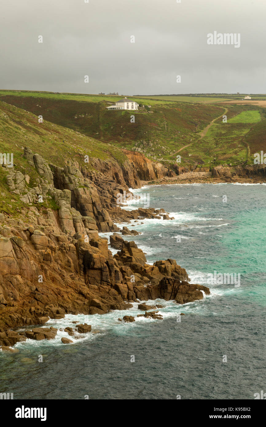 La côte à nanjizal près de Lands End Cornwall Banque D'Images