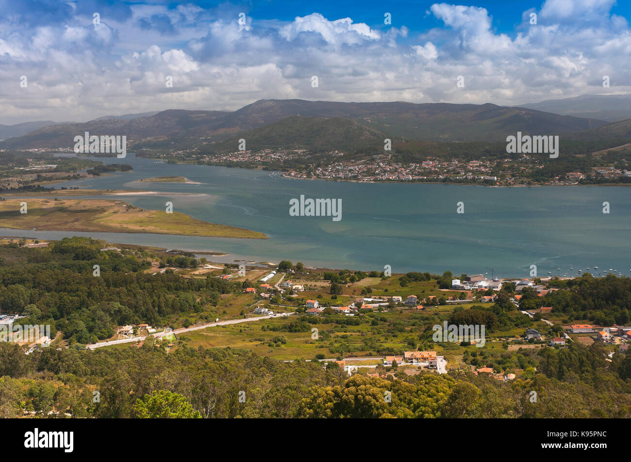 Frontière portugal espagne Banque de photographies et d’images à haute résolution Alamy