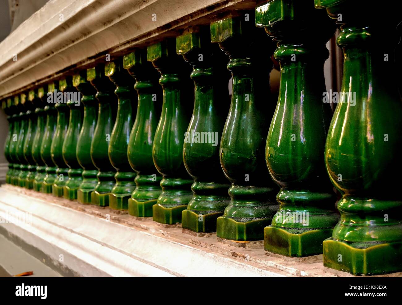 Balustrade chinois vert en perspective Banque D'Images