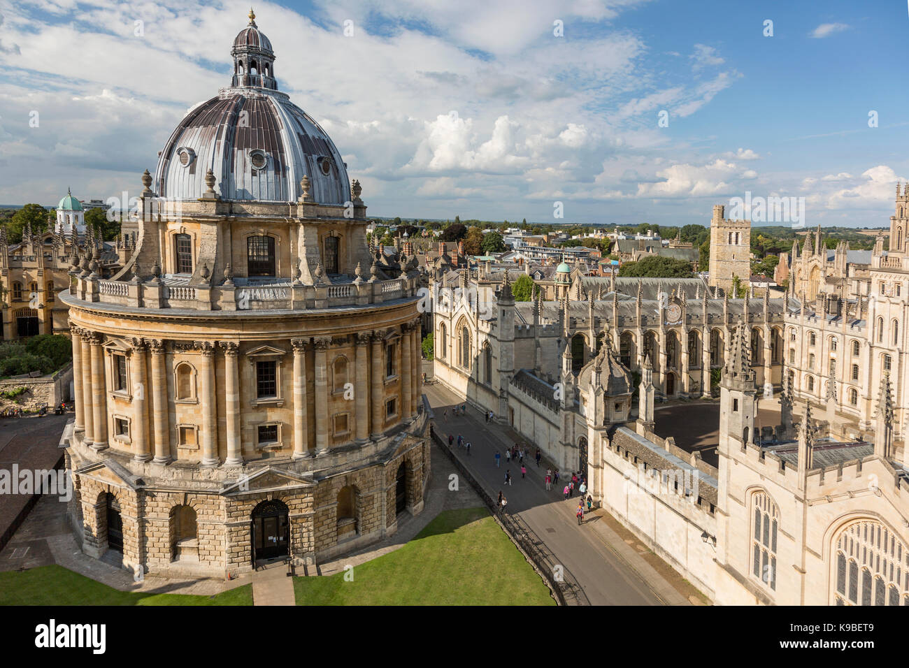 La Radcliffe Camera de St Mary's Church Oxford Oxfordshire England Banque D'Images