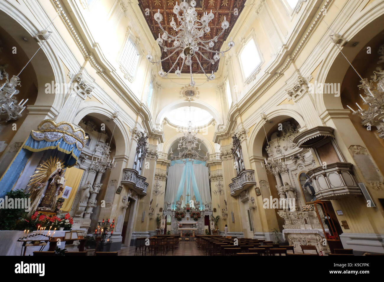 Église de l'intérieur de carmin, Lecce, Italie Banque D'Images