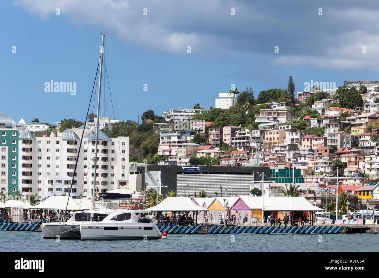 Fort-de-France, Martinique. Vue du front de mer. Banque D'Images