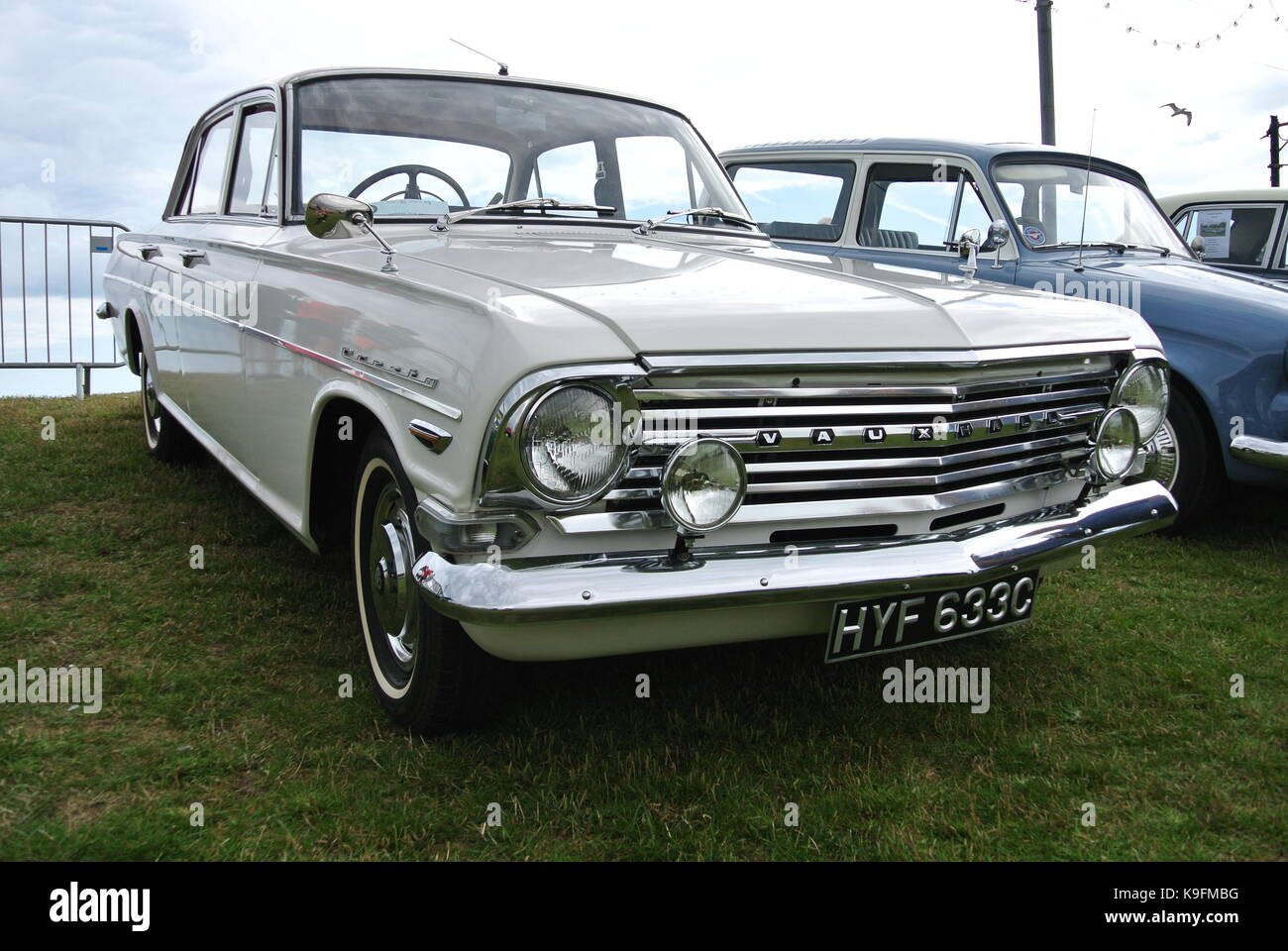 1965 Vauxhall Cresta stationné à French Riviera Classic Car Show 2017, Paignton, Devon, Angleterre Banque D'Images
