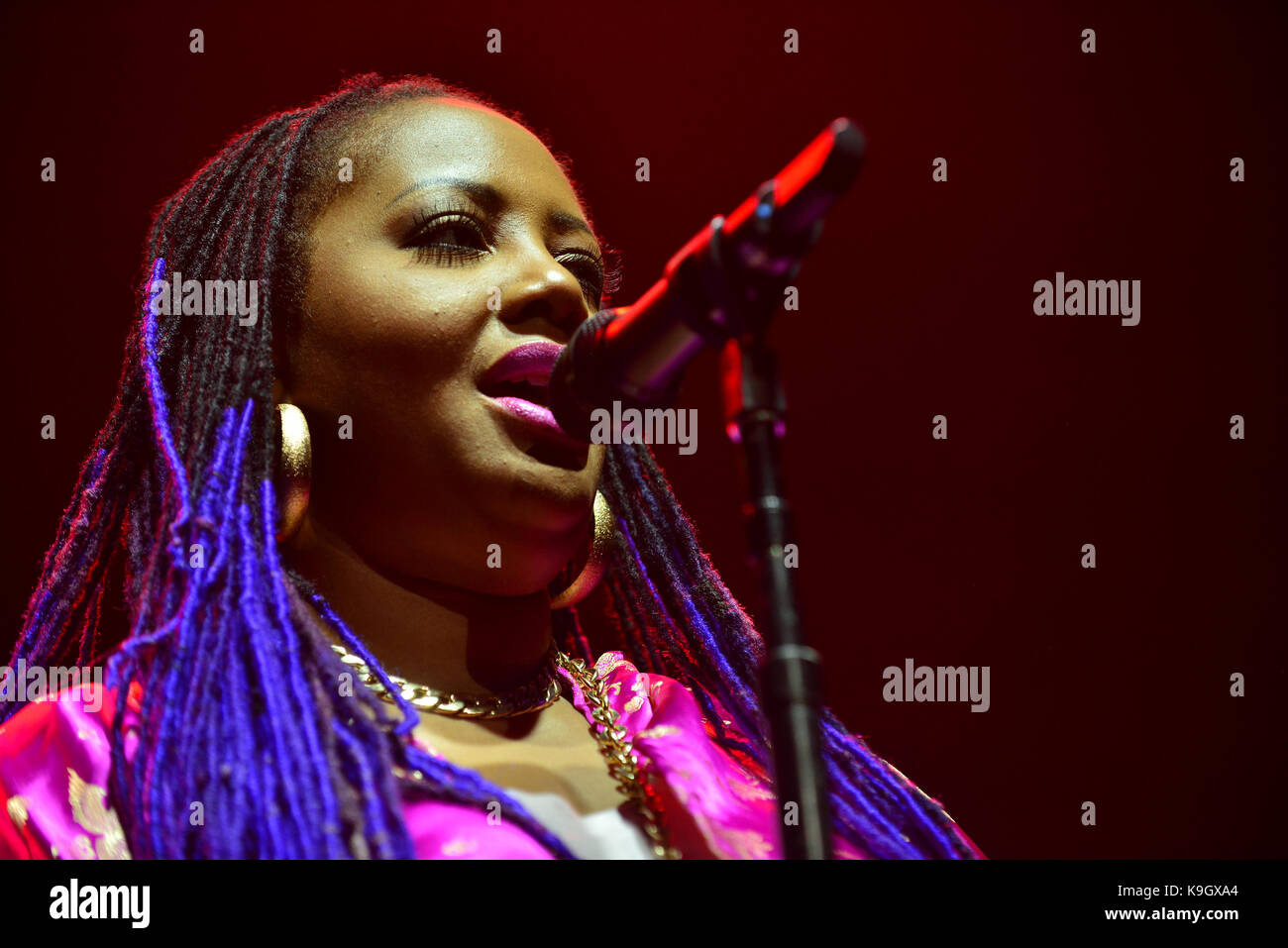 Singer lalah hathaway performing live in concert lors de mary j. blige's 'force d'une femme tour' au Fillmore Miami Beach au Jackie Gleason theaterin Miami Beach, en Floride. Comprend : lalah hathaway où : Miami Beach, Florida, United States Quand : 22 août 2017 Credit : johnny louis/wenn.com Banque D'Images