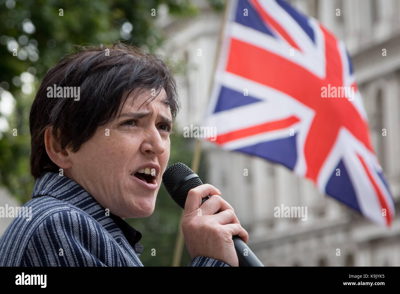 Londres, Royaume-Uni. Septembre 23, 2017. Anne Marie Eaux, candidat de l'UKIP et directeur de la charia Watch UK parle à 'Le dernier jour du silence' rassemblement anti-islamisation dans Whitehall © Guy Josse/Alamy Live News Banque D'Images