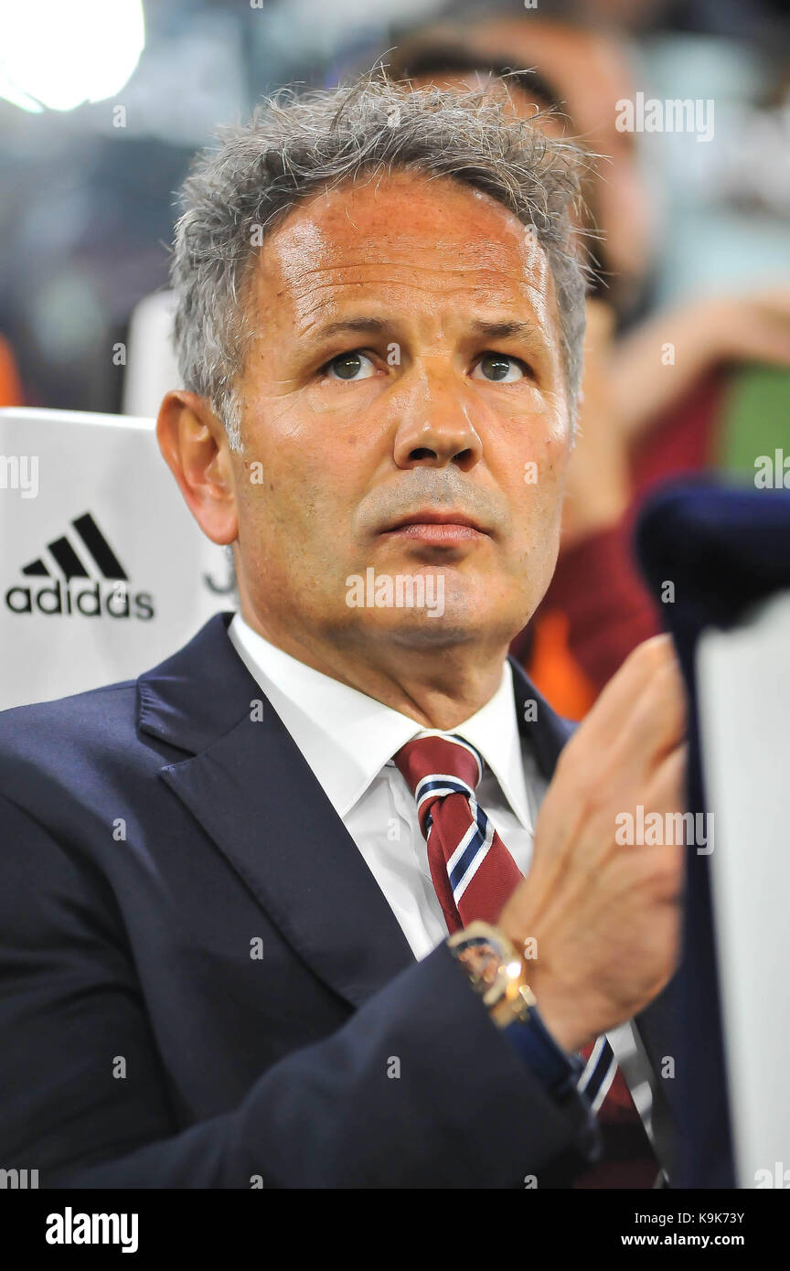 Sinisa mihajlovic, entraîneur-chef de torino fc au cours de la serie d'un match de football entre la Juventus Turin et au fc stade Allianz le 23 septembre 2017 à Turin, Italie. Banque D'Images