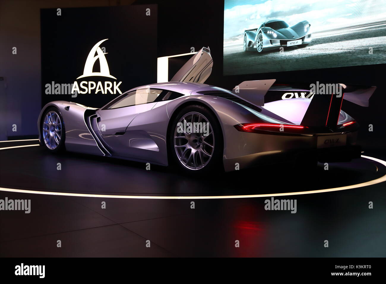 Les constructeurs du monde entier présentent leurs nouveaux modèles et concept-cars à l'occasion du salon de l'automobile voiture d'IAA de Francfort, Allemagne Banque D'Images