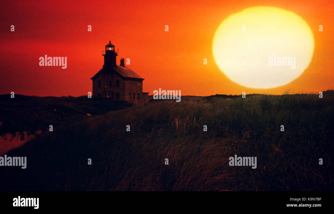La lumière du nord-est de l'île de bloc - Rhode Island de deux images combinaation - phare et coucher de soleil Banque D'Images
