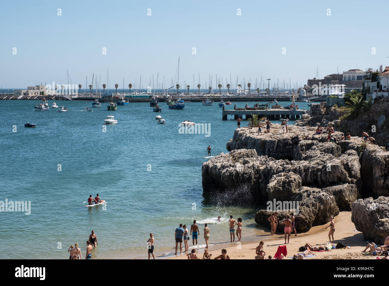 Praia Da Rainha Une Plage Dans La Ville Portugaise De