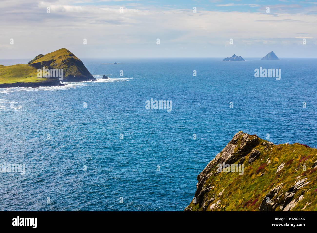 Les îles skellig, autrefois connu comme 'le skellocks', sont deux petites îles rocheuses et abruptes, située à environ 13 km à l'ouest de la tête du bolus sur la péninsule iveragh penins Banque D'Images