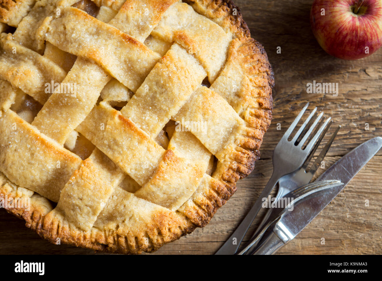Tarte aux pommes classique dessert. des american pie à partir de l'automne bio les pommes. Banque D'Images
