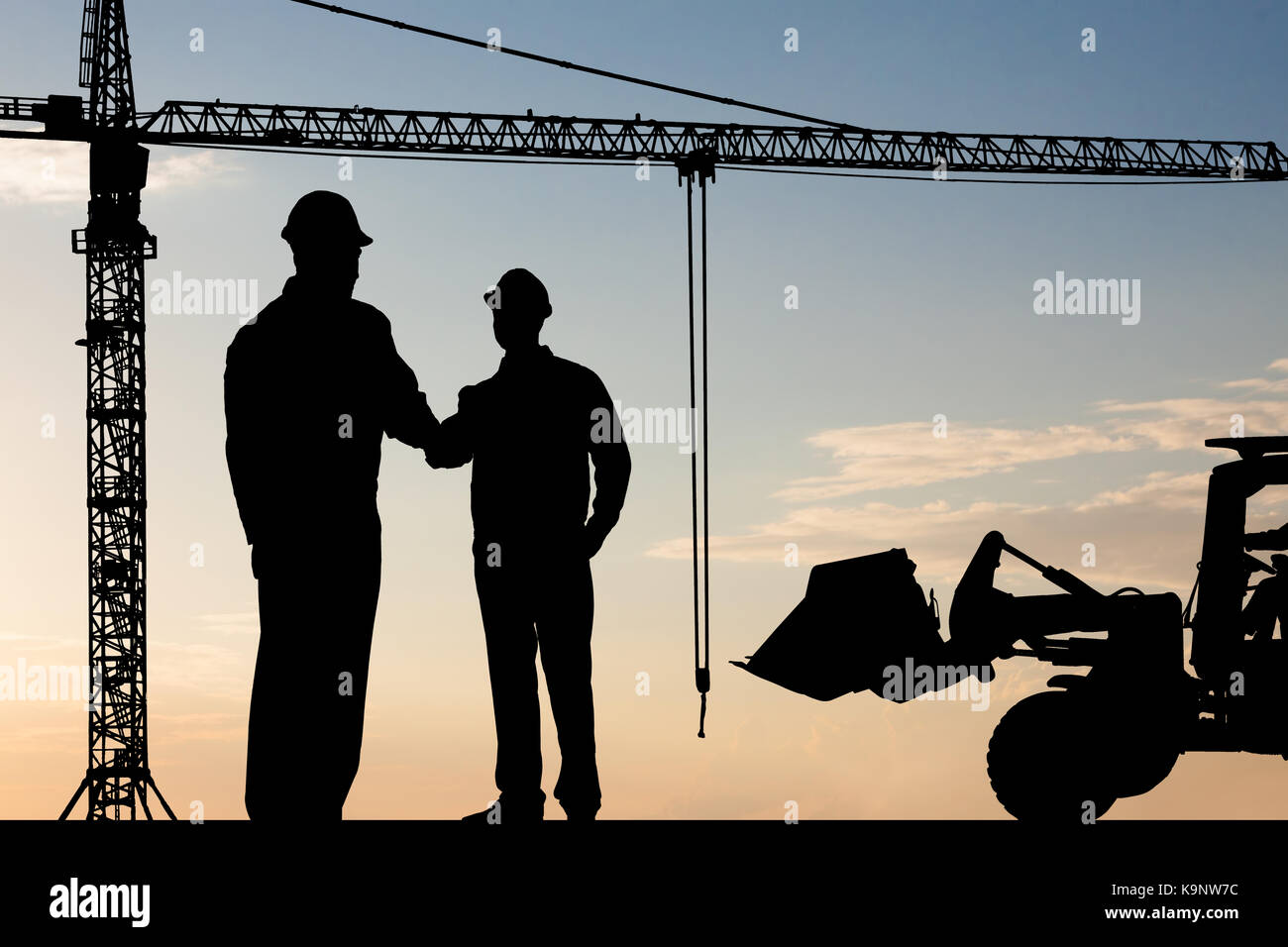 Silhouette d'architecte deux main at construction site Banque D'Images