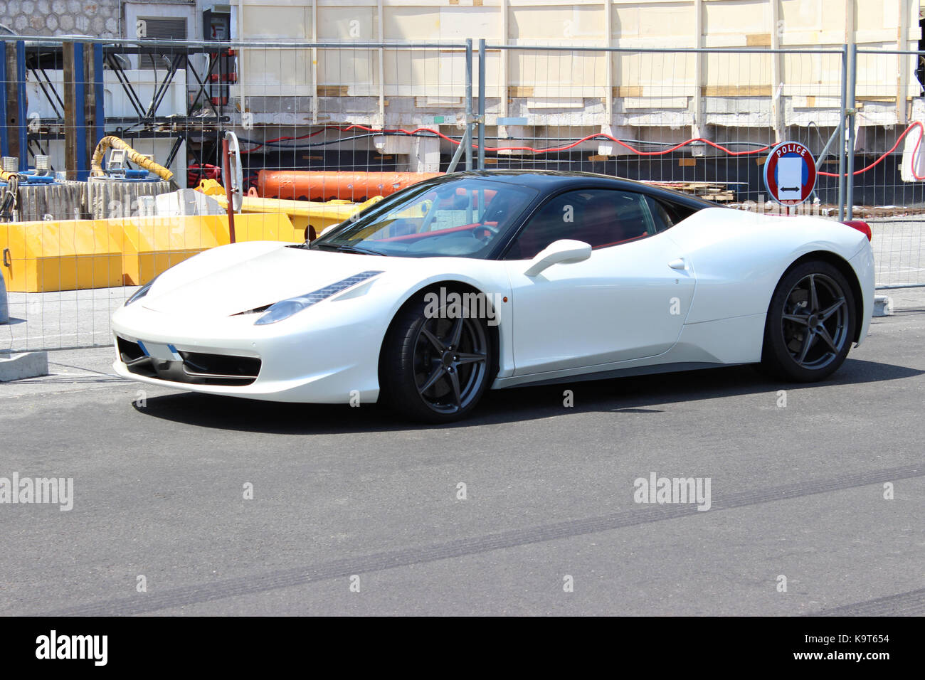 Monaco - Juin 27 : Ferrari 458 italia italien blanc, supercar, sud de la France le 27 juin 2015 à Monaco Banque D'Images