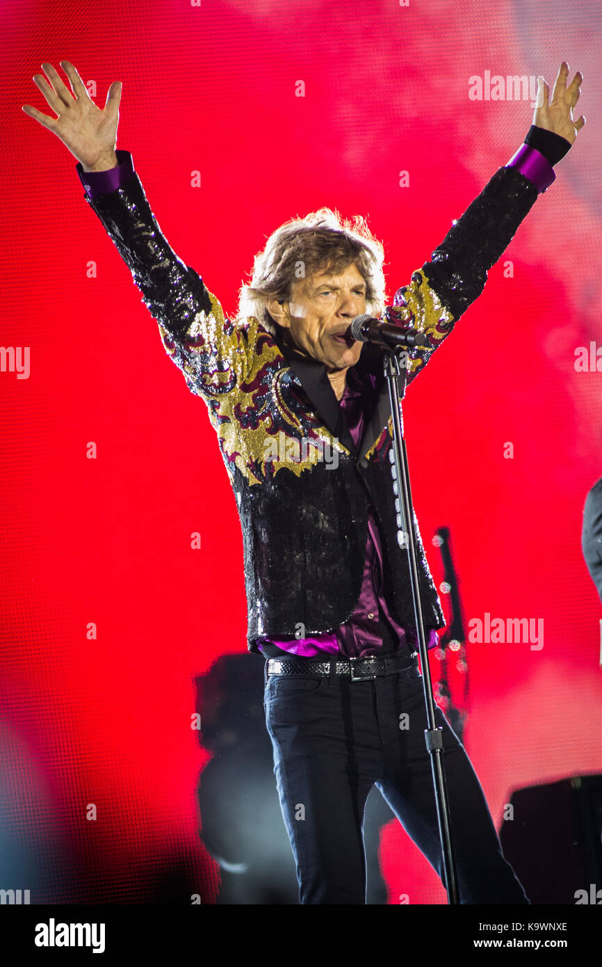 Lucca Italie. 23 septembre 2017. Le groupe de rock anglais The Rolling Stones effectue sur scène à Mura Storiche durant la tournée 2017 "Pas de filtre". Credit : Rodolfo Sassano/Alamy Live News Banque D'Images