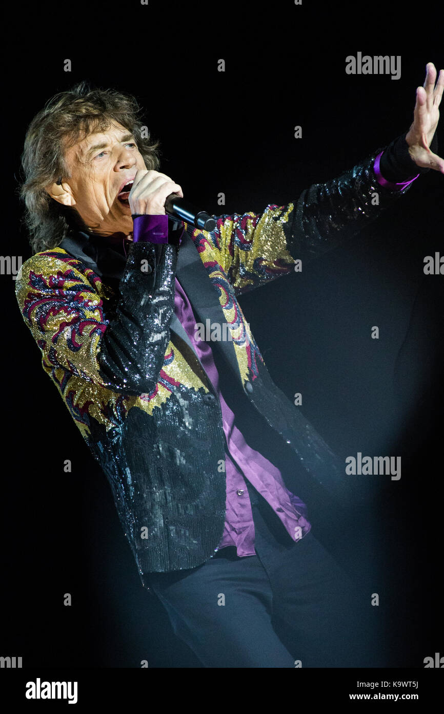 Lucca Italie. 23 septembre 2017. Le groupe de rock anglais The Rolling Stones effectue sur scène à Mura Storiche durant la tournée 2017 "Pas de filtre". Credit : Rodolfo Sassano/Alamy Live News Banque D'Images