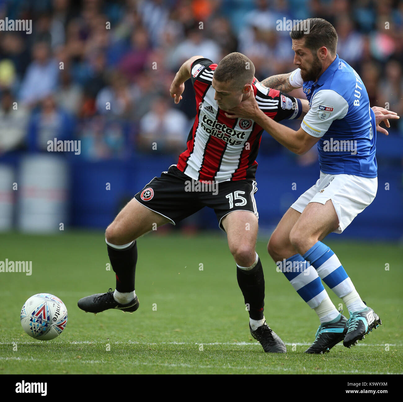 PAUL COUTTS & JACOB BUTTERFIEL SHEFFIELD WEDNESDAY FC V SHEFF HILLSBOROUGH SHEFFIELD ANGLETERRE 24 Septembre 2017 Banque D'Images