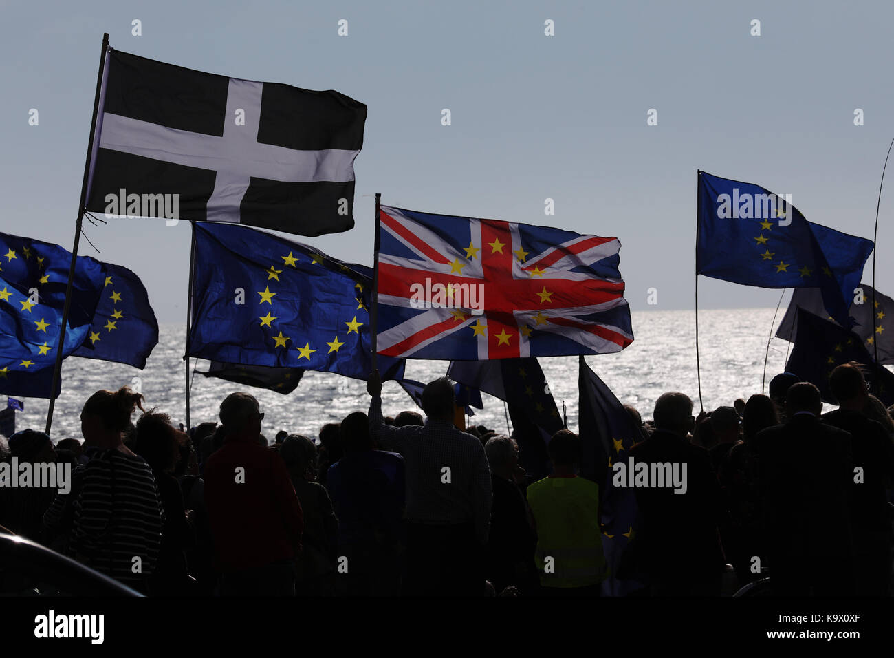 Brighton, UK. 24 Septembre, 2017. Les partisans de l'Union européenne Pro démontrer au cours d'une manifestation contre l'Brexit à Brighton, Royaume-Uni, dimanche, 24 Septembre, 2017. Les manifestants se sont rassemblées devant l'assemblée annuelle de la conférence du parti travailliste à Brighton et assisté par le chef de l'opposition Jeremy Corbyn. Photographie : Crédit : Luke MacGregor/Alamy Live News Banque D'Images