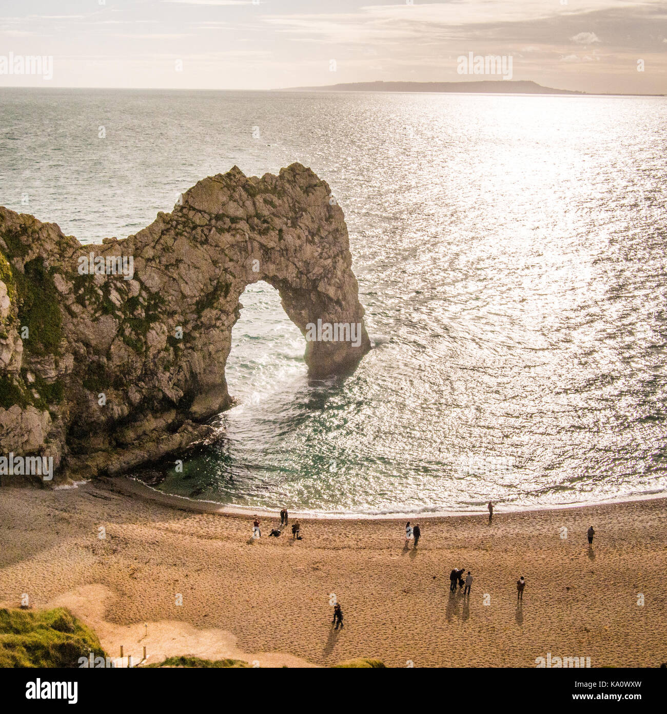 Urdle 'porte' (une arche calcaire naturel) sur la côte jurassique près de crique de Lulworth, dans le Dorset, Angleterre Banque D'Images