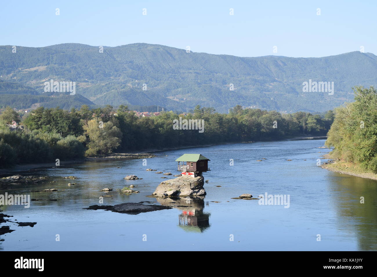 Maison de la rivière Drina Banque D'Images Maison de la rivière Drina Banque D'Images