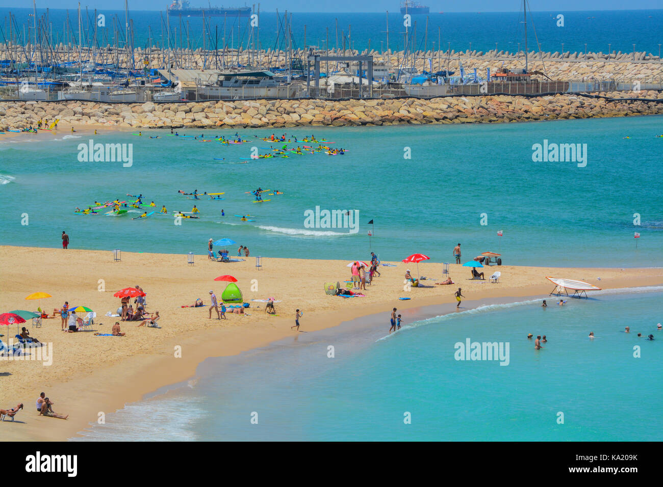 La plage méditerranéenne à Ashkelon, en Israël. Banque D'Images