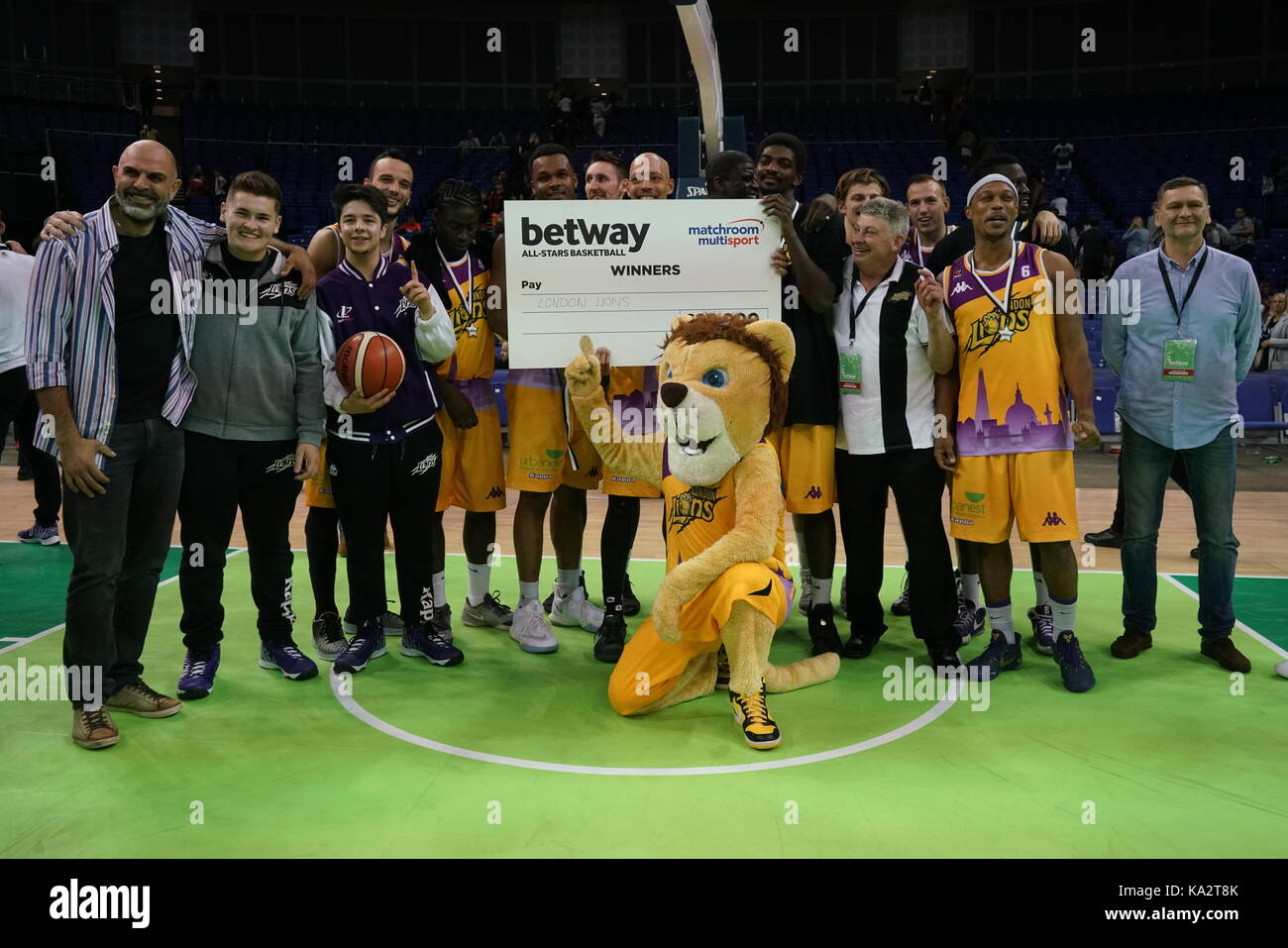 Londres, Angleterre, Royaume-Uni. 24 septembre 2017. london lions a gagné le premier betway british basketball all-stars, battant newcastle eagles 26-25 lors de la finale au o2. crédit : voir li/Alamy live news Banque D'Images