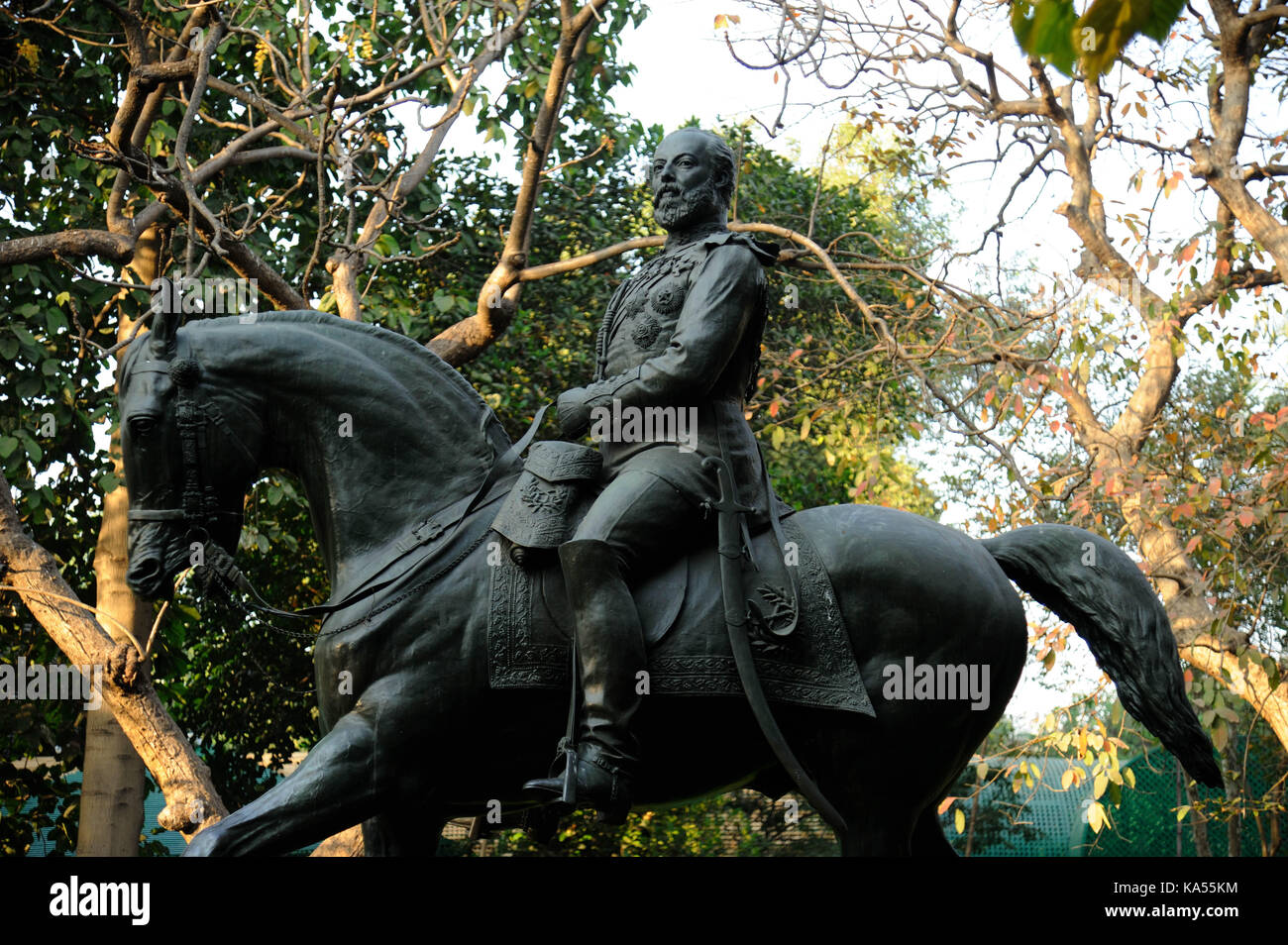 Statue en pierre noire du prince de Galles, roi Édouard VII, Victoria Garden, Bombay, Mumbai, Maharashtra, Inde, Asie Banque D'Images