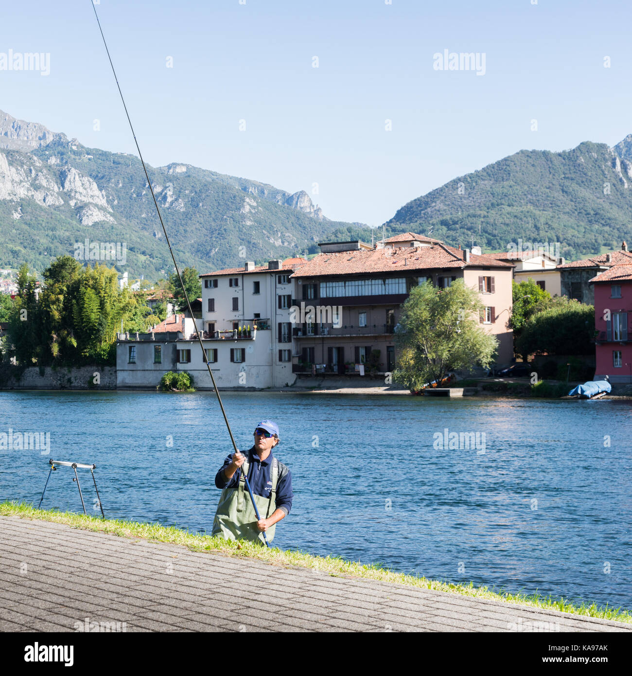 Les pêcheurs dans le lac de Côme, Italie Photo Stock - Alamy