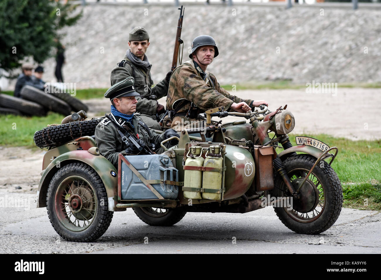 Figurine Alu - QUIRALU - 2 ème Guerre Mondiale Moto Side Car WW2