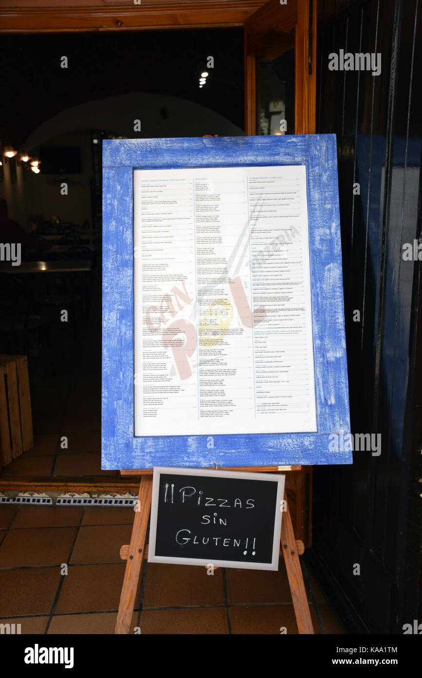 La Catalogne, Espagne sep 2017. Restaurant à Begur proposant des pizzas sans gluten Banque D'Images