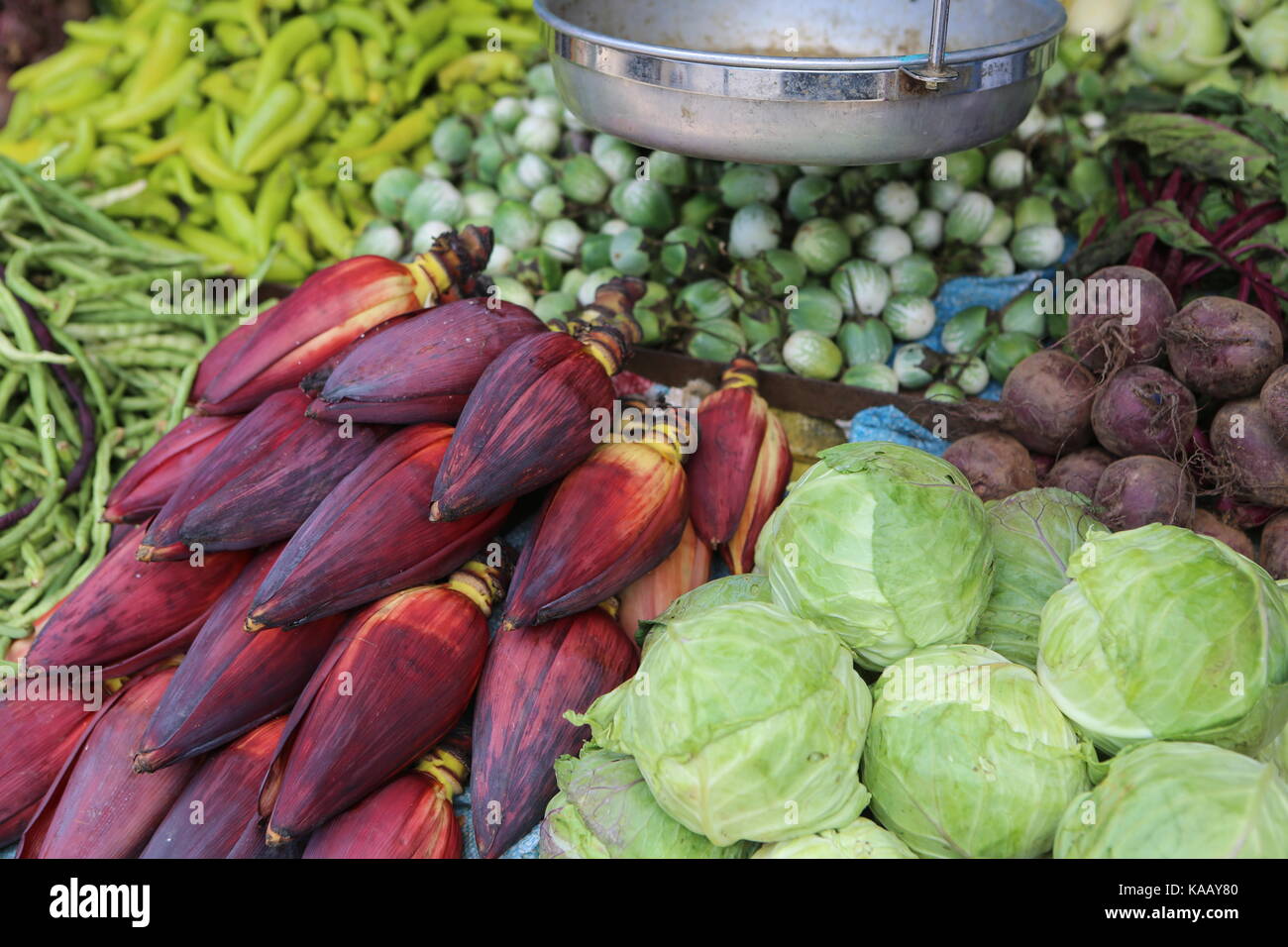 Légumes asiatiques sur un marché - Asiatisches Gemüse auf einem Markt Banque D'Images