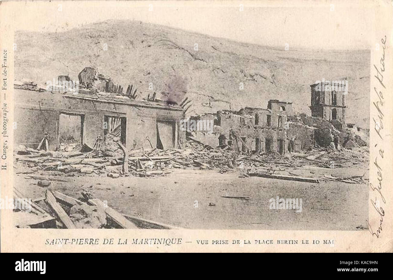 Saint Pierre, vue de la place Bertin le 10 mai 1902 Banque D'Images