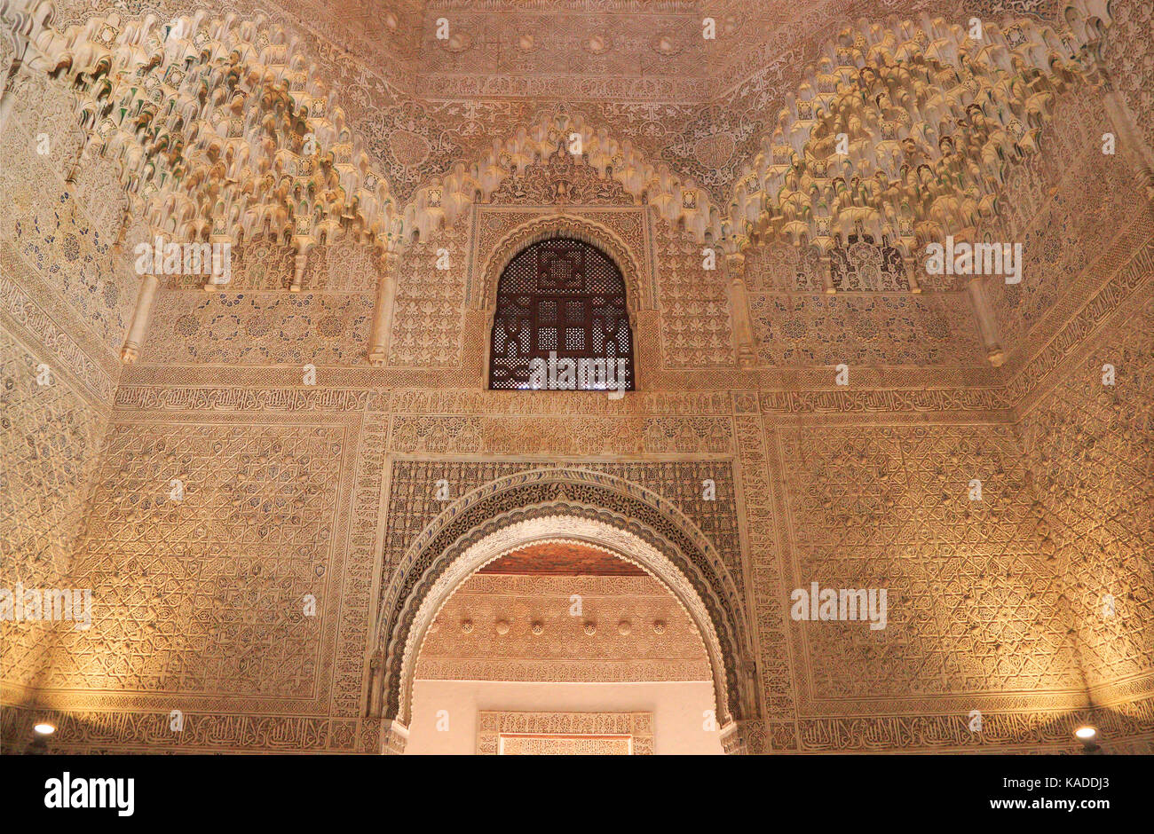Granada, Espagne - 29 juin 2017 : Alhambra, la forme d'arabe complète qui a été Qalat al-Hamra, est un palais forteresse et complexe. Banque D'Images