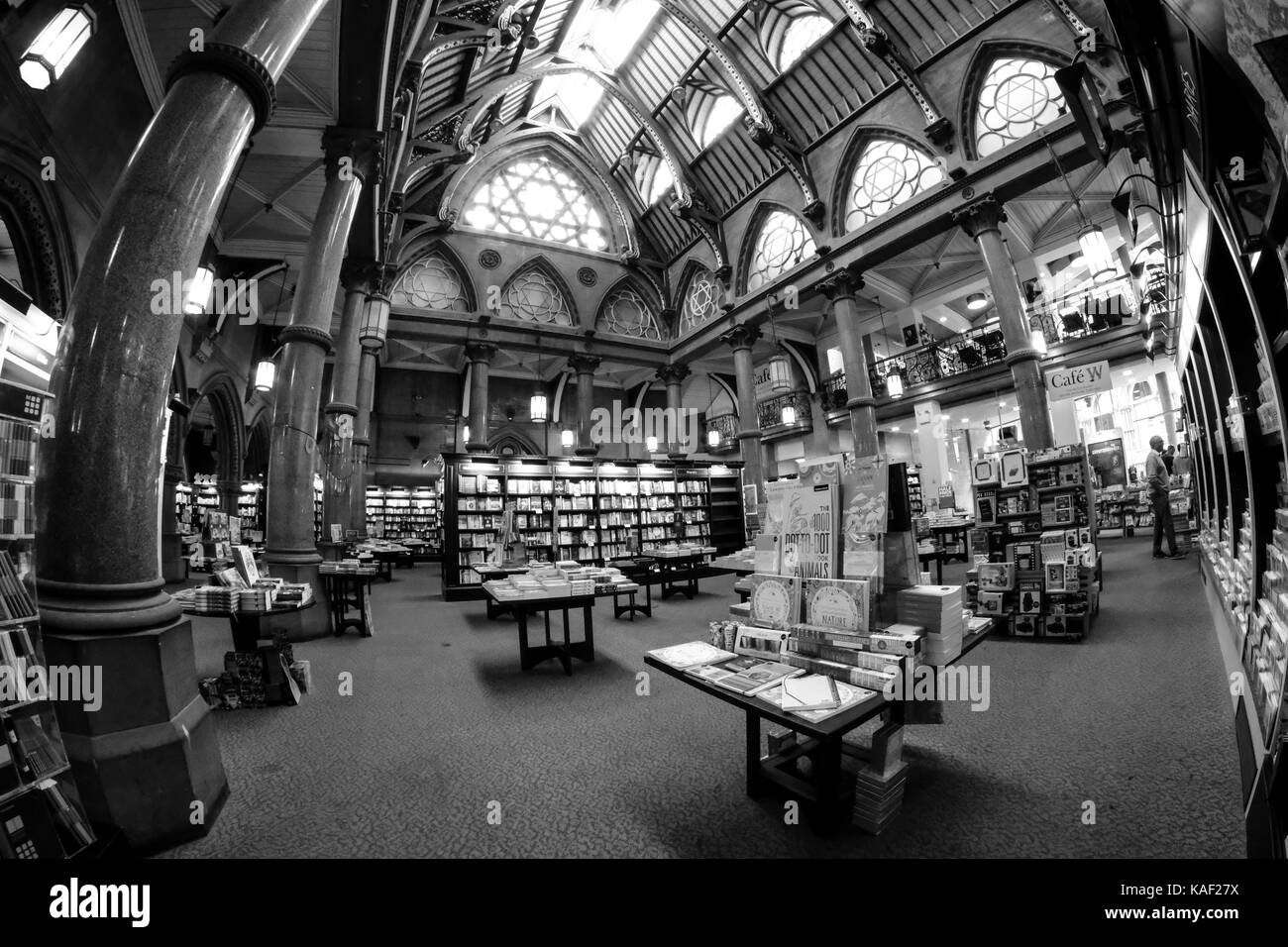 Bradford's wool exchange, maintenant une succursale de la librairie waterstones. Banque D'Images